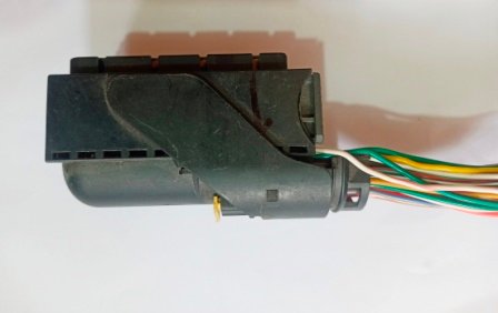 ECU J2 Wiring Coupler ( Signa BS4)