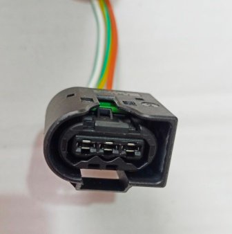 Common Rail Pressure Sensor (ultra 5 liter engine)
