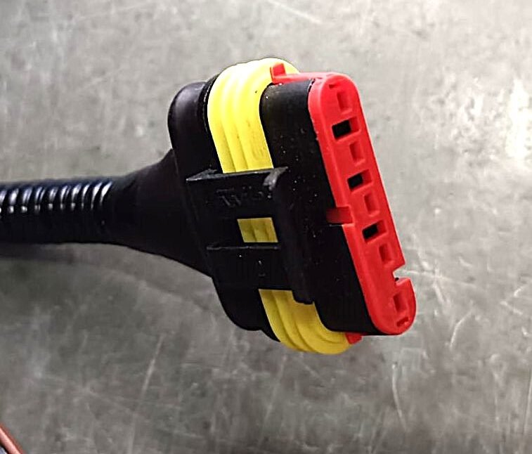 BS6 Back Light LH Coupler