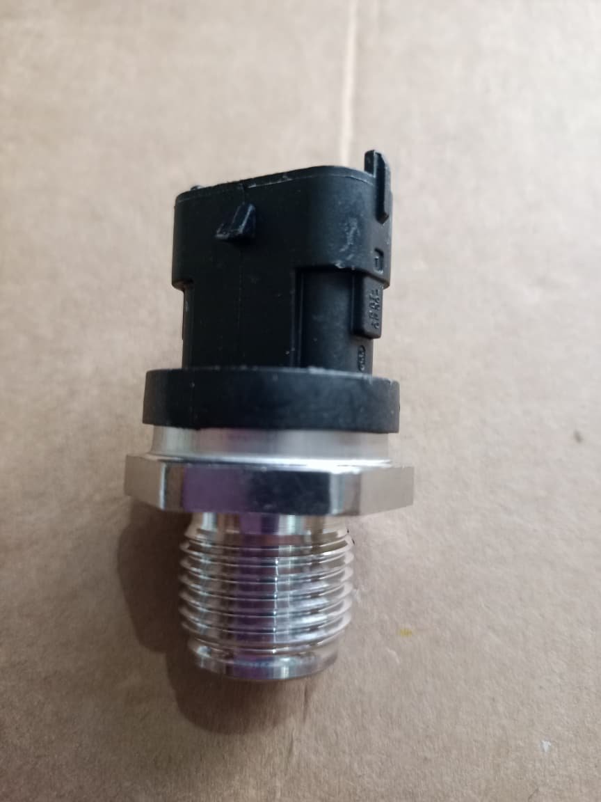 BS4 Comman Rail Sensor Bosch