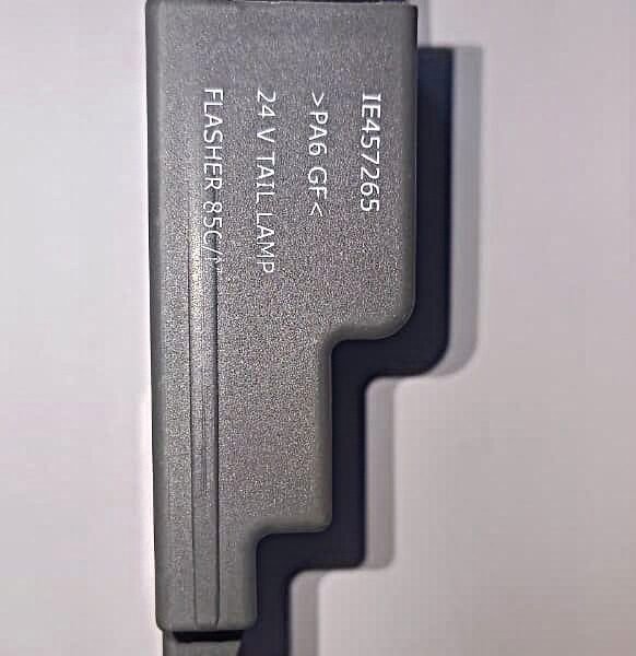 Eicher bs6 indicator flasher